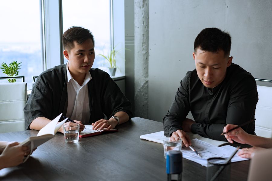 professional meeting discussion